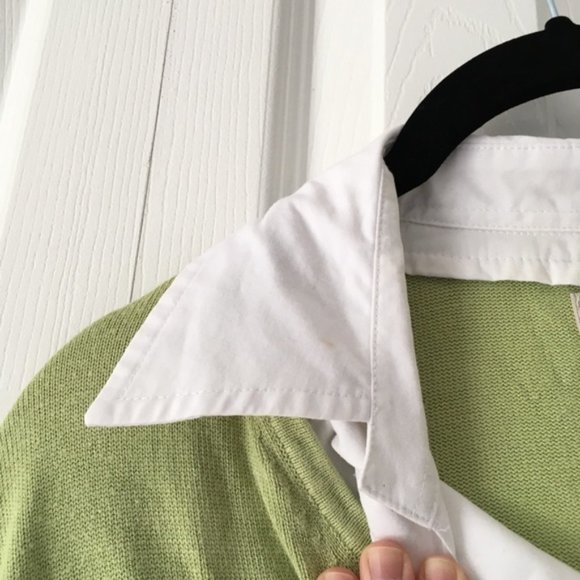 Green 3/4 Sleeve Sweater with Collar - Picture 4 of 5